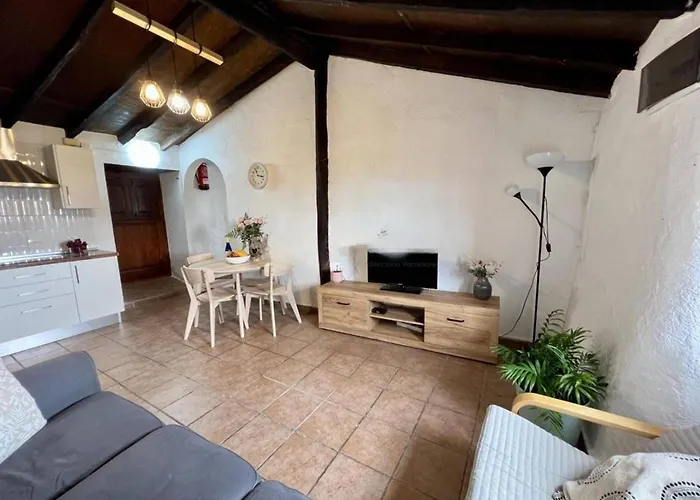 Sofia House With Pool In *