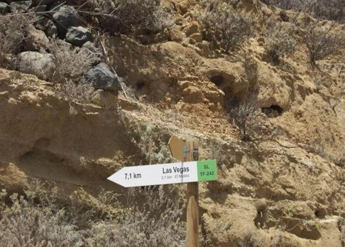 Nyaraló Sofia House With Pool In