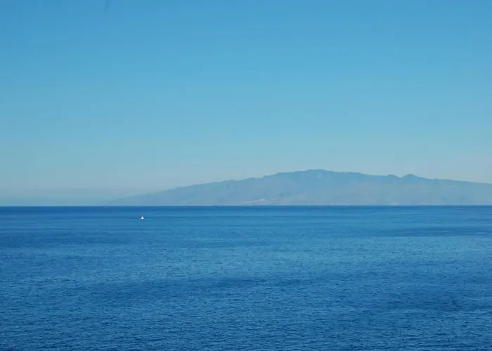 Vakantiehuis Sofia House With Pool In